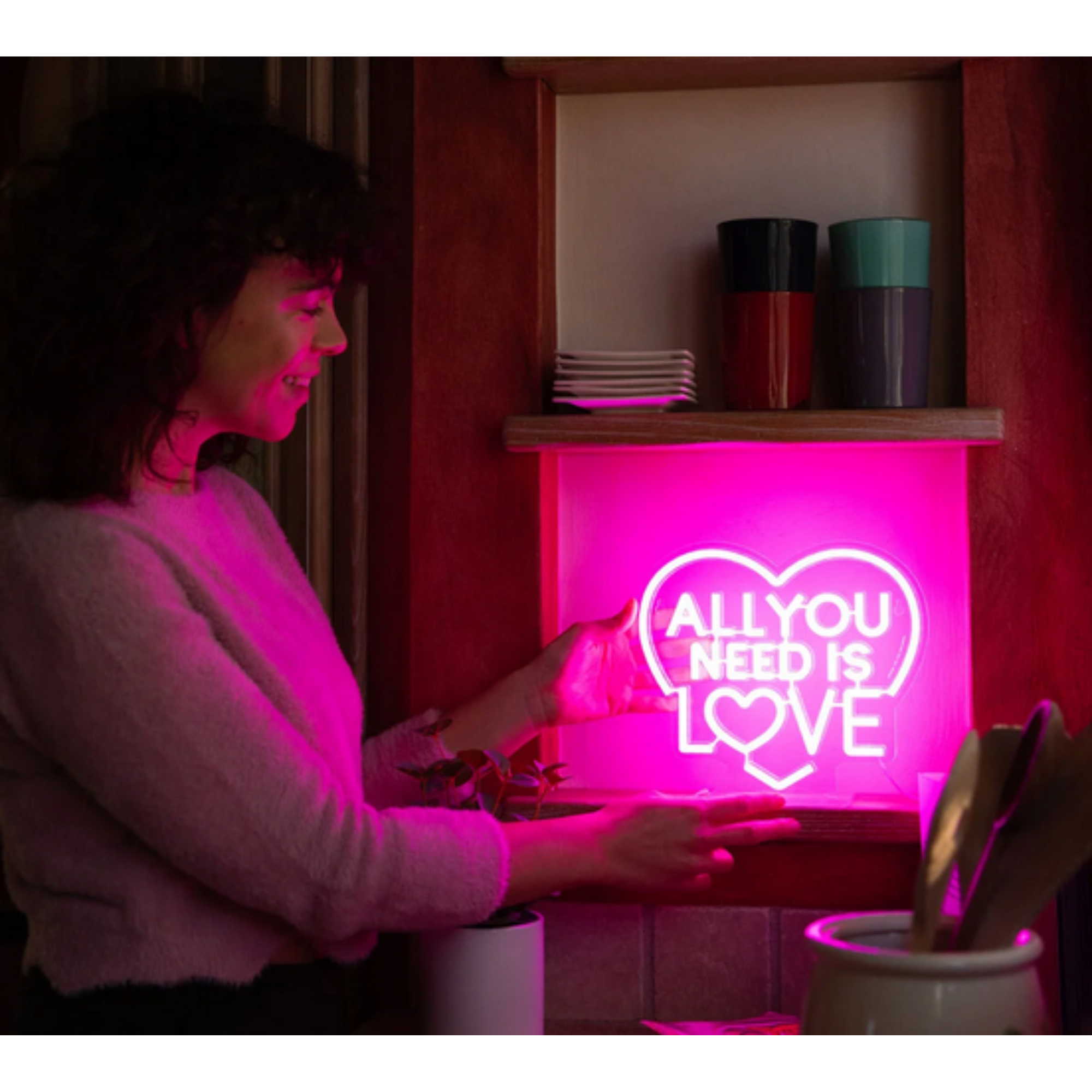 Insegna Luminosa Led a Effetto Neon - It's a Sign - All you need is love