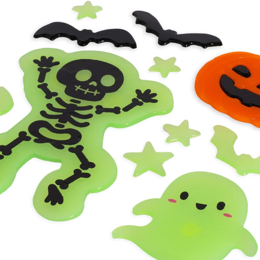 Legami Windo-Glow adesivi gel Halloween su sfondo bianco: scheletro verde glow zucca arancio fantasmino verde pipistrelli neri stelle