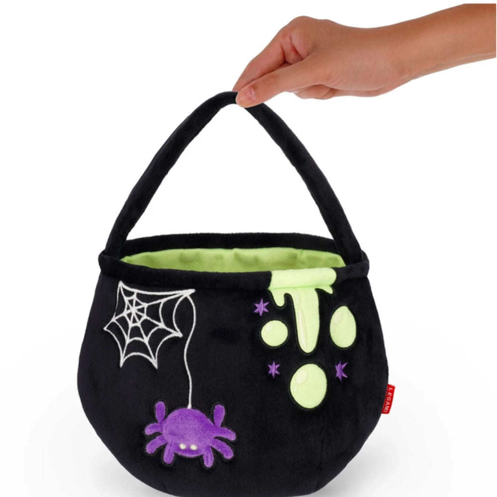 Dettaglio borsa calderone Halloween Legami con decorazioni fosforescenti e ragno in peluche
